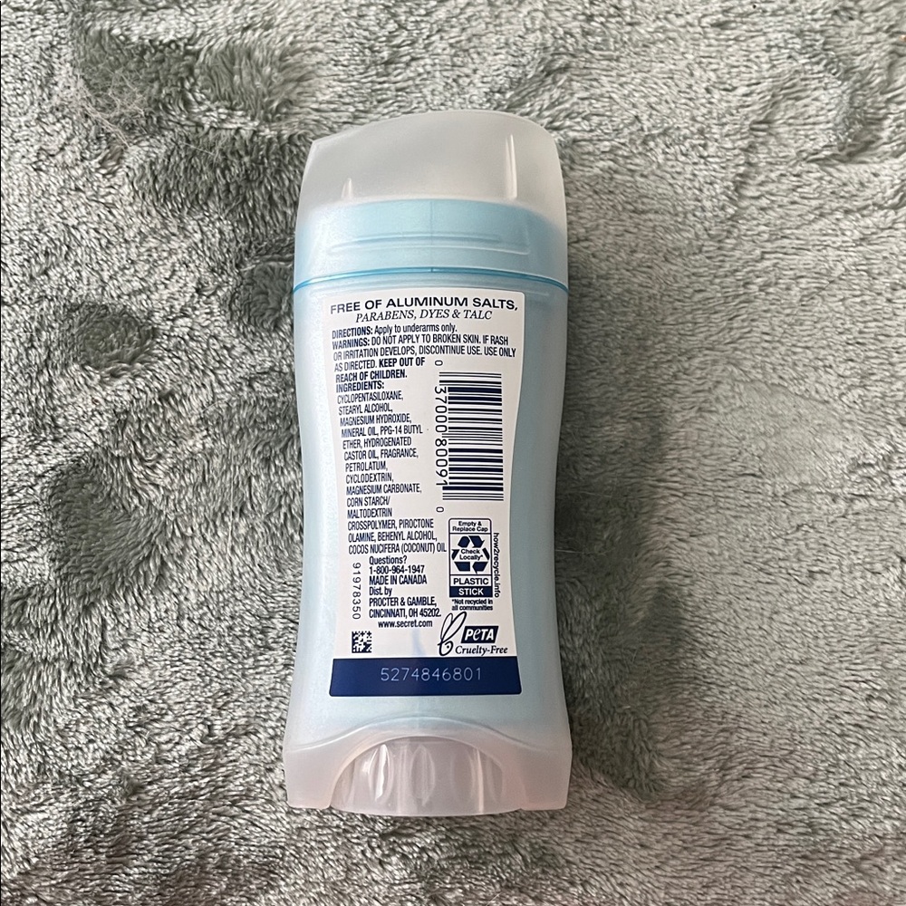 NWT Secret Dry Solid Deodorant Coconut - Picture 2 of 4